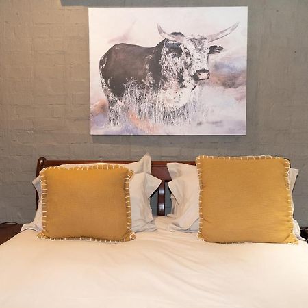 Maretlwane Guesthouse Buffelspoort Bagian luar foto