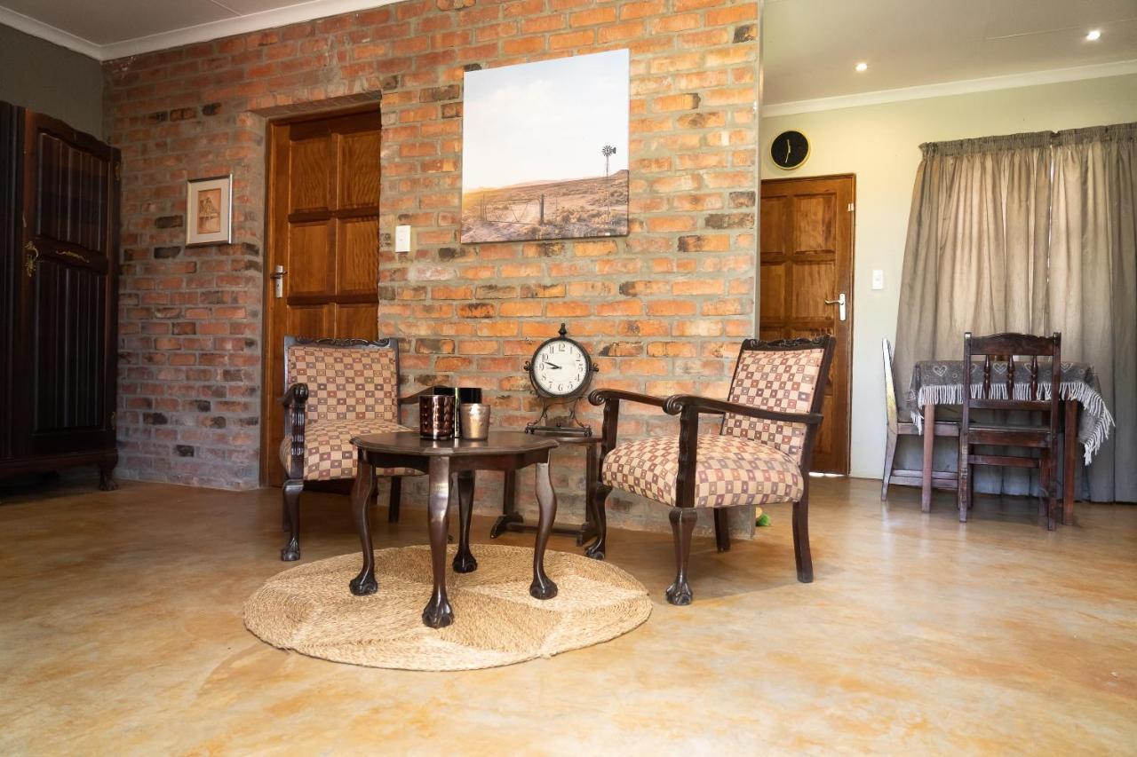 Maretlwane Guesthouse Buffelspoort Bagian luar foto