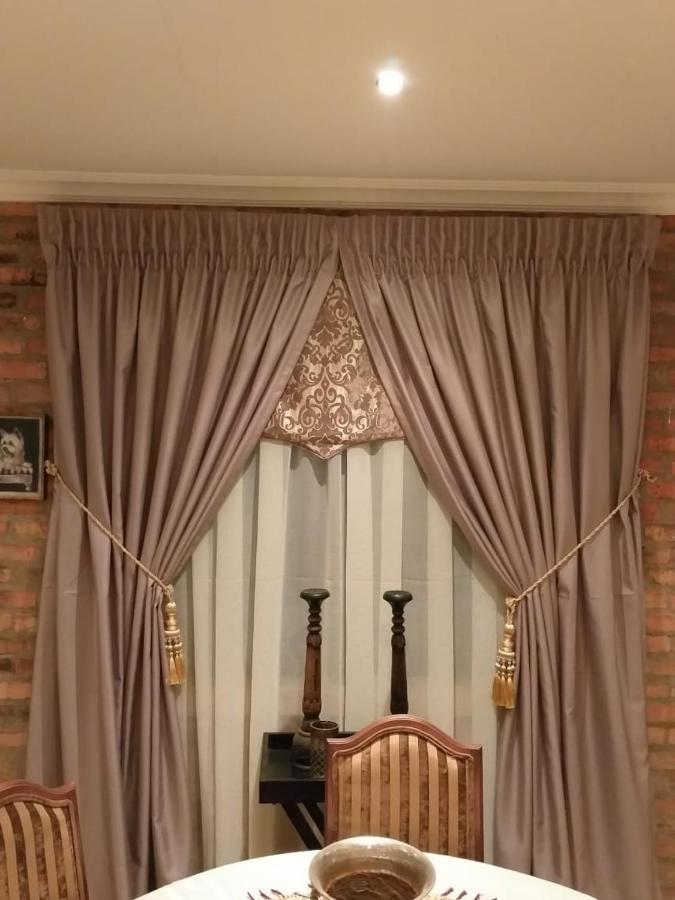 Maretlwane Guesthouse Buffelspoort Bagian luar foto