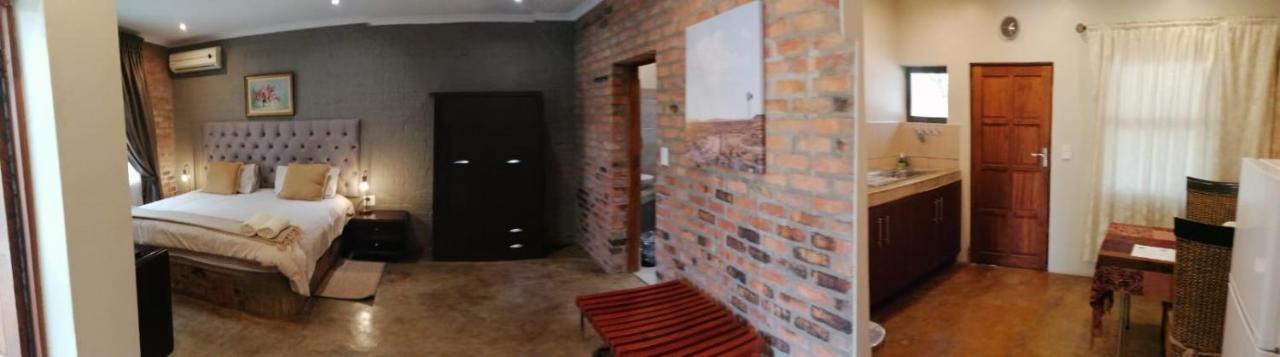 Maretlwane Guesthouse Buffelspoort Bagian luar foto