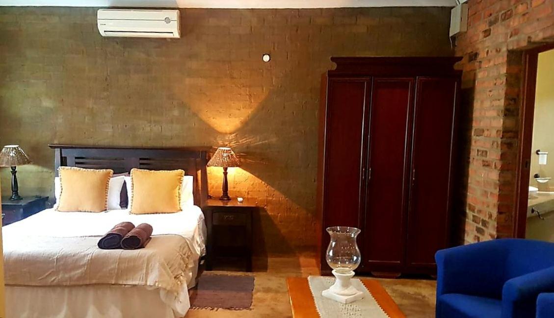 Maretlwane Guesthouse Buffelspoort Bagian luar foto