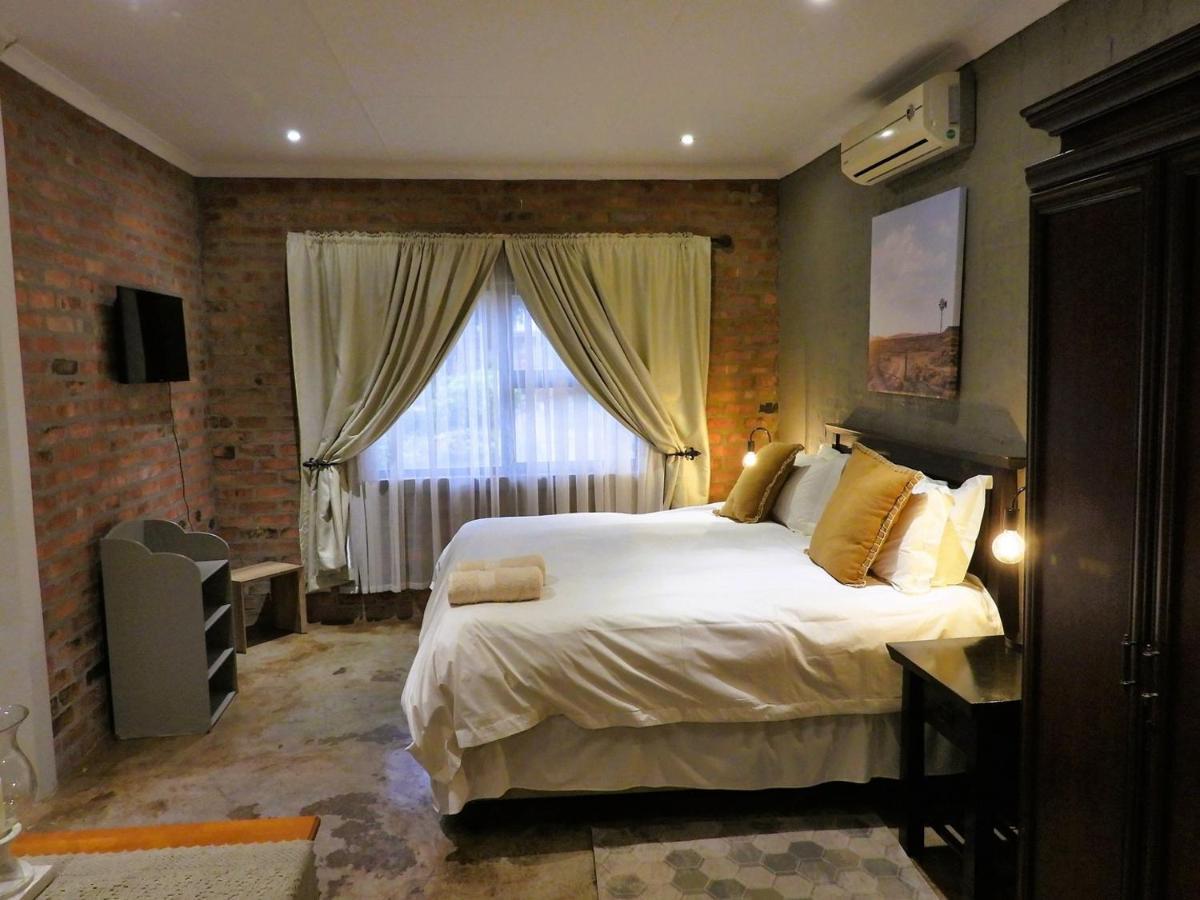 Maretlwane Guesthouse Buffelspoort Bagian luar foto